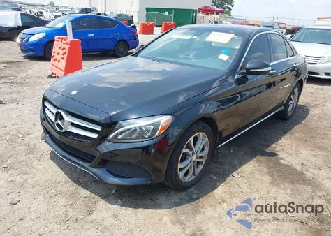 2015 Mercedes-Benz C 300 4Matic/Luxury 4Matic/Sport 4Matic from USA, damaged, VIN 55SWF4KB7FU001007